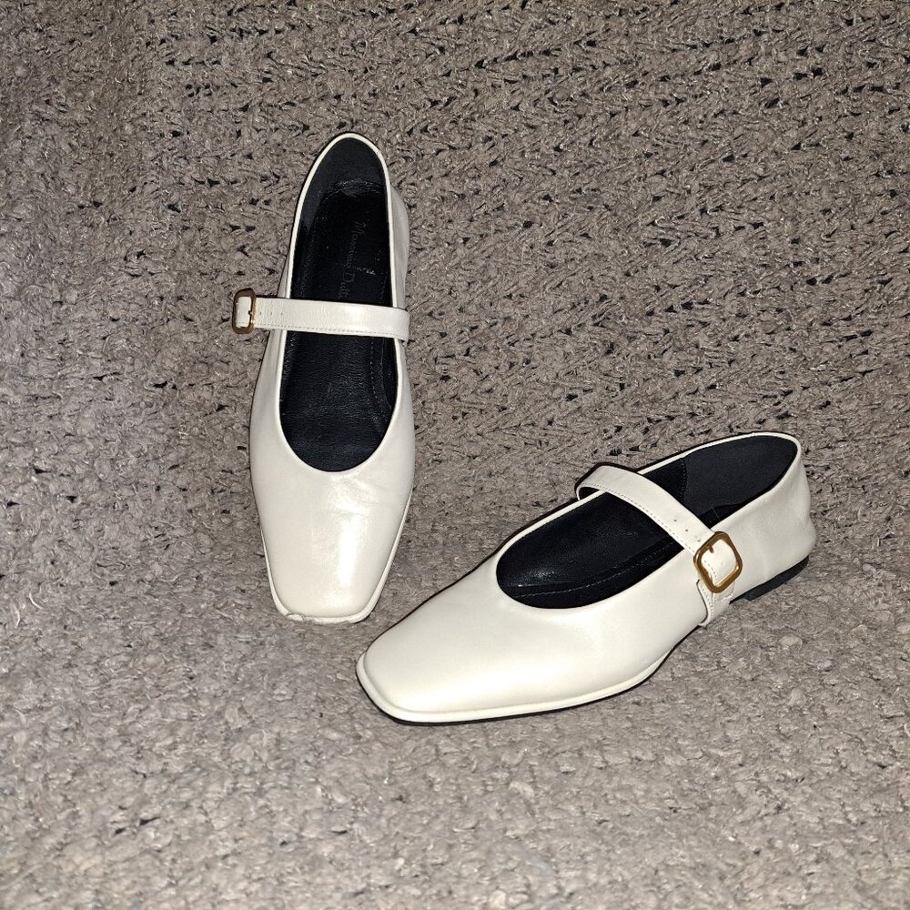Massimo Dutti Cream Mary Jane Flats with Gold Buckle